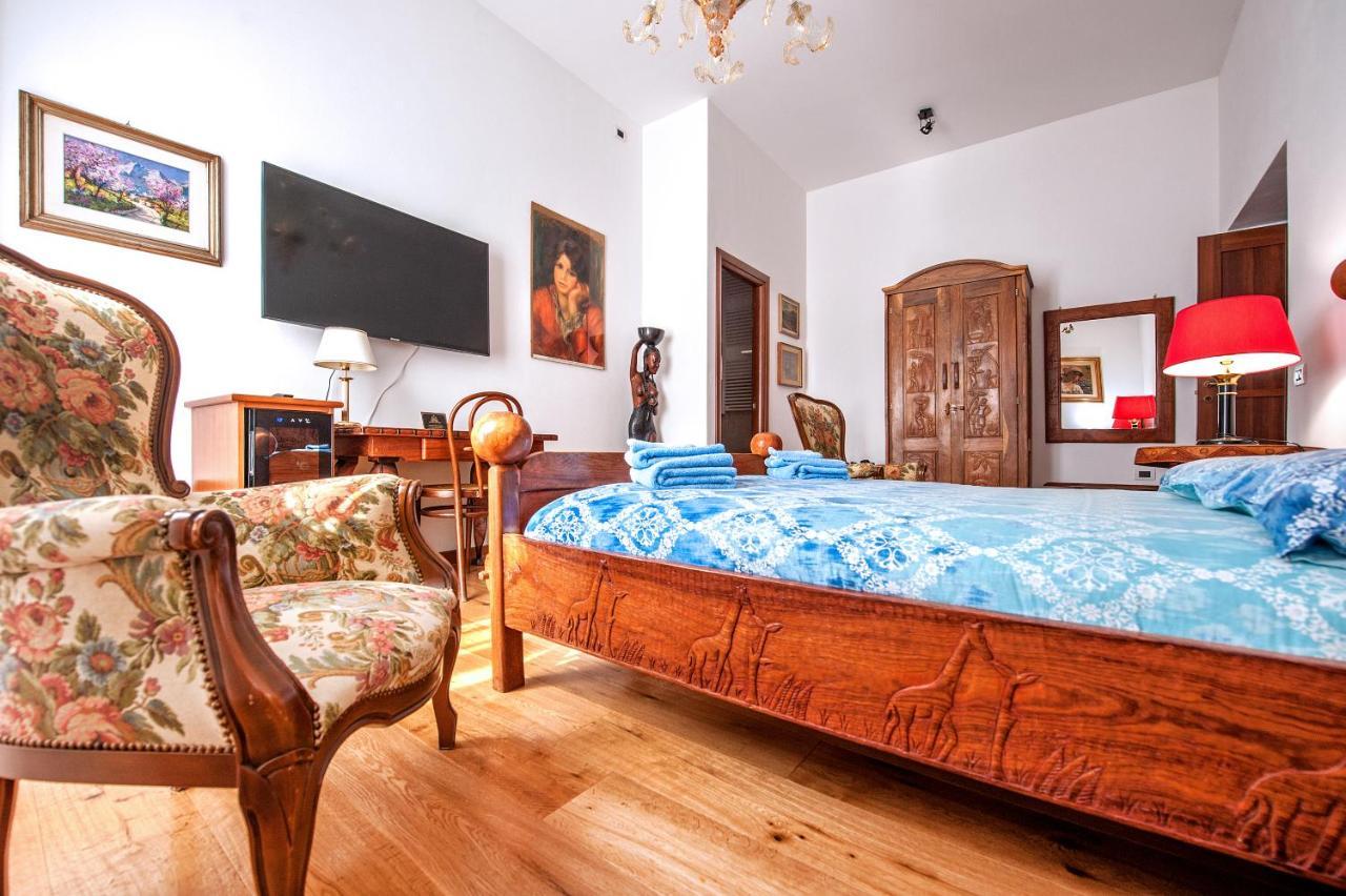 B&B Bone Novelle Dimora Storica Palazzo Zuzi L'Aquila Luaran gambar