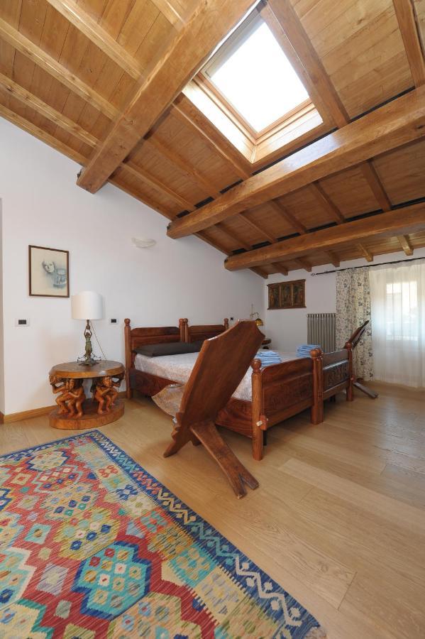 B&B Bone Novelle Dimora Storica Palazzo Zuzi L'Aquila Luaran gambar