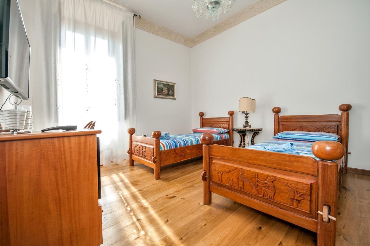 B&B Bone Novelle Dimora Storica Palazzo Zuzi L'Aquila Luaran gambar