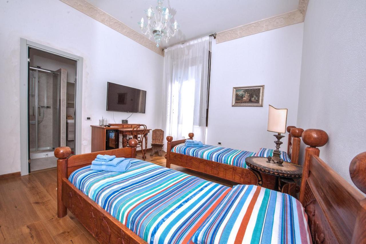 B&B Bone Novelle Dimora Storica Palazzo Zuzi L'Aquila Luaran gambar
